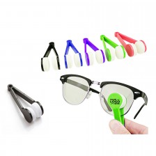 Sunglasses Brush